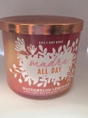 Bath & Body Works Watermelon Lemonade Scented 3 Wick Candle -  Discontined NEW